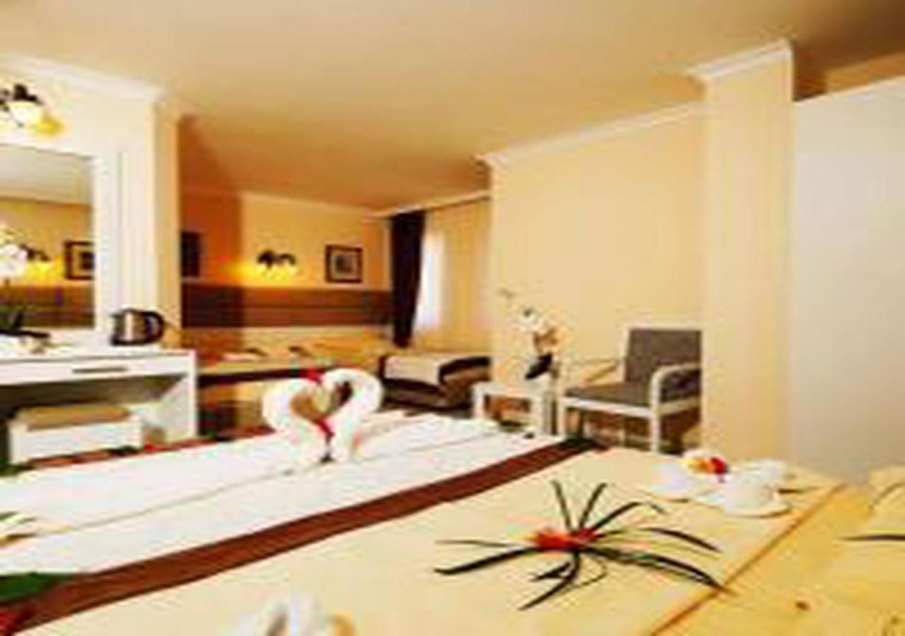 Miramor Hotel & Spa Antalya Exterior foto A room at the hotel