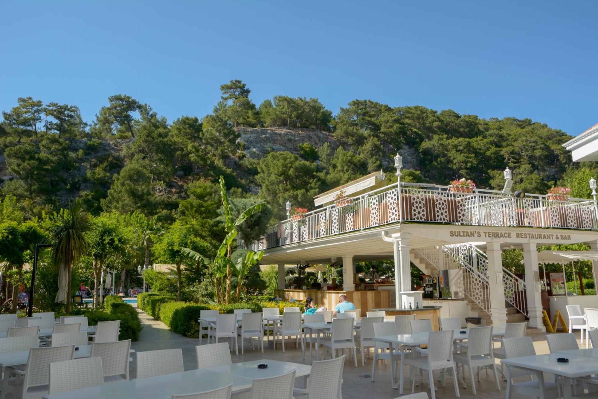 Miramor Hotel & Spa Antalya Exterior foto The restaurant at the top of the hill